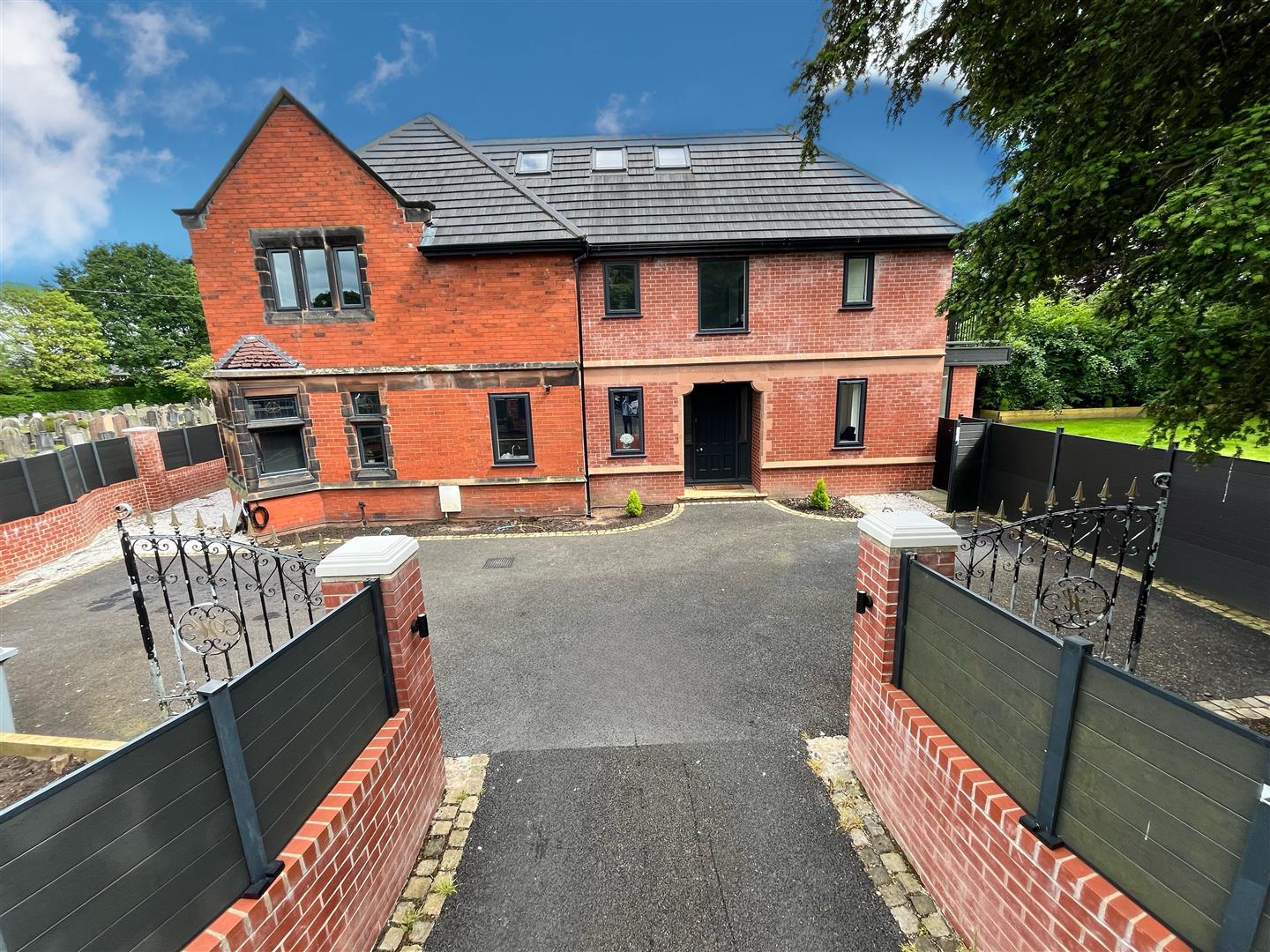 Manchester Road, Wilmslow